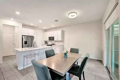 5068 Greenway Drive, Hollywood, FL 33021 - Photo 11