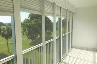 551 SW 135th Ave, Pembroke Pines, FL 33027 - Photo 25