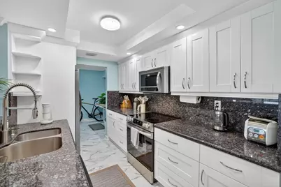 95 N Birch Road #702, Fort Lauderdale, FL 33304 - Photo 13