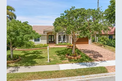 4910 NW 104th Avenue, Coral Springs, FL 33076 - Photo 3
