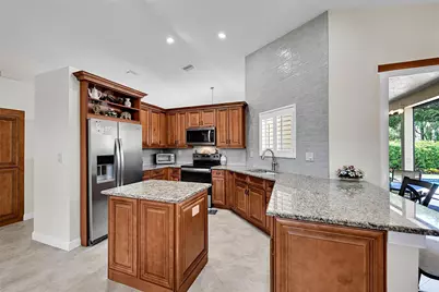4910 NW 104th Avenue, Coral Springs, FL 33076 - Photo 11