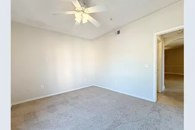 5560 Metrowest Boulevard #3-206, Orlando, FL 32811 - Photo 23