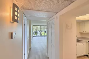 113 Royal Pk Dr, Oakland Park, FL 33309 - Photo 3