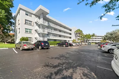113 Royal Park Drive #2c, Oakland Park, FL 33309 - Photo 1