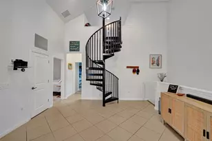 2977 St John Dr, Hollywood, FL 33024 - Photo 11