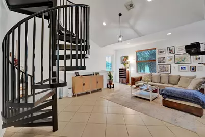 2977 St John Drive #2977, Hollywood, FL 33024 - Photo 13