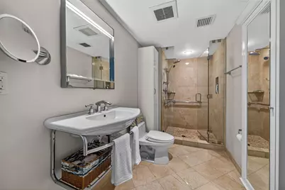 1200 Holiday Drive #402, Fort Lauderdale, FL 33316 - Photo 23
