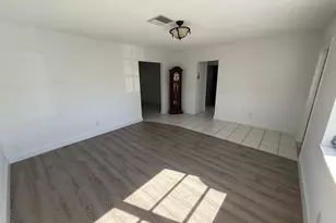 6805 NW 75th Dr, Tamarac, FL 33321 - Photo 5