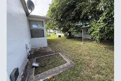 6805 NW 75th Drive, Tamarac, FL 33321 - Photo 25