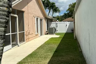 21023 Rustlewood Ave, Boca Raton, FL 33428 - Photo 39