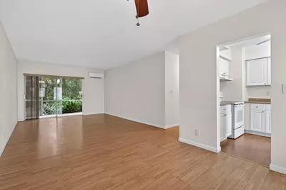 2115 NE 42nd Court #103, Lighthouse Point, FL 33064 - Photo 7