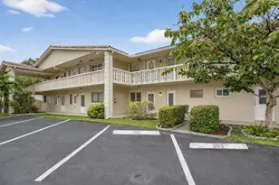 2115 NE 42nd Ct, Lighthouse Point, FL 33064 - Photo 1