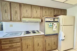 9061 SW 54th St, Cooper City, FL 33328 - Photo 7