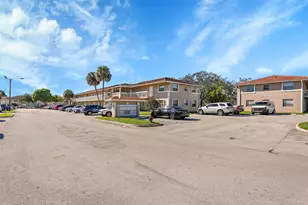 906 Twin Lakes Dr, Coral Springs, FL 33071 - Photo 25