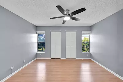 906 Twin Lakes Drive #8-j, Coral Springs, FL 33071 - Photo 11