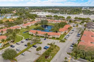 906 Twin Lakes Dr, Coral Springs, FL 33071 - Photo 35