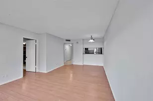 906 Twin Lakes Dr, Coral Springs, FL 33071 - Photo 5