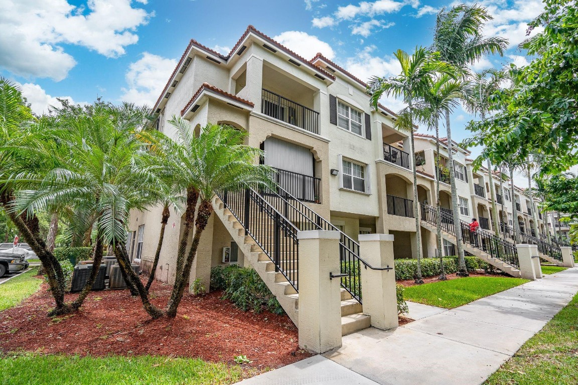 5840 W Sample Rd #301 main architectural view