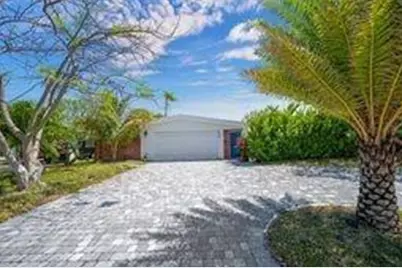 226 Corsair Avenue, Lauderdale by the Sea, FL 33308 - Photo 29