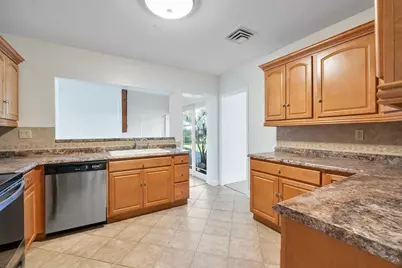 1431 S Ocean Boulevard #87, Lauderdale by the Sea, FL 33062 - Photo 13