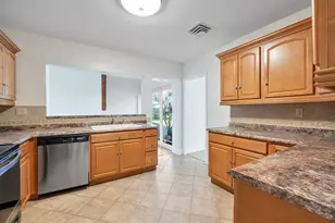 1431 S Ocean Blvd, Lauderdale by the Sea, FL 33062 - Photo 13