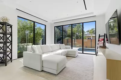 2103 Bayview Drive, Fort Lauderdale, FL 33305 - Photo 9