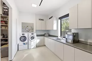 2103 Bayview Dr, Fort Lauderdale, FL 33305 - Photo 13