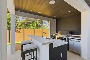 2103 Bayview Dr, Fort Lauderdale, FL 33305 - Photo 49