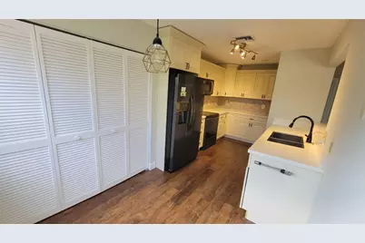 401 SW 158th Terrace #205, Hollywood, FL 33027 - Photo 11