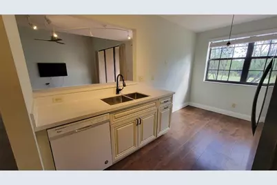 401 SW 158th Terrace #205, Hollywood, FL 33027 - Photo 9