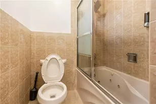 19340 NE 19th Ave, North Miami Beach, FL 33179 - Photo 37