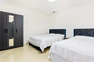 19340 NE 19th Ave, North Miami Beach, FL 33179 - Photo 21