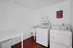 3990 NW 42nd Ave, Lauderdale Lakes, FL 33319 - Photo 21