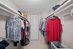 3990 NW 42nd Ave, Lauderdale Lakes, FL 33319 - Photo 17
