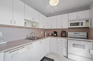 3990 NW 42nd Ave, Lauderdale Lakes, FL 33319 - Photo 3