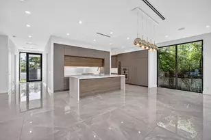 1225 NE 4th St, Fort Lauderdale, FL 33301 - Photo 3