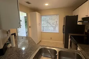 9190 NW 40th St, Coral Springs, FL 33065 - Photo 9