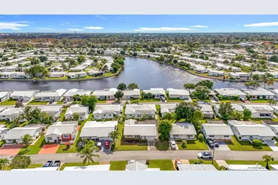 8310 NW 59th Court, Tamarac, FL 33321 - Photo 5