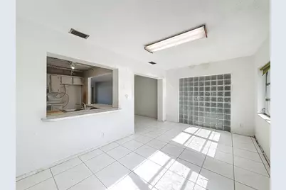 8310 NW 59th Court, Tamarac, FL 33321 - Photo 19