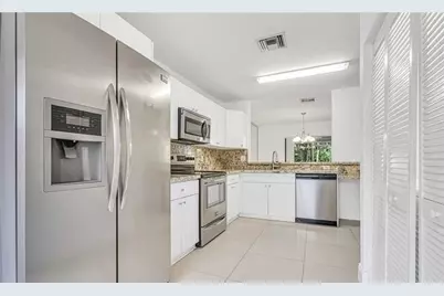 2043 NW 45 Avenue, Coconut Creek, FL 33066 - Photo 21