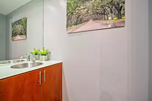 315 NE 3rd Ave, Fort Lauderdale, FL 33301 - Photo 9