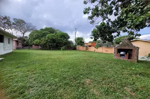 1045 NE 135th St, Miami, FL 33161 - Photo 17