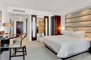 4391 Collins Ave, Miami Beach, FL 33140 - Photo 1