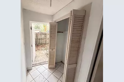 6309 Hayes Street, Hollywood, FL 33024 - Photo 19