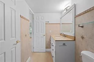 1965 SE 5th Ct, Pompano Beach, FL 33060 - Photo 19