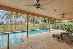 8324 NW 80 St, Tamarac, FL 33321 - Photo 33