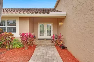 8324 NW 80 St, Tamarac, FL 33321 - Photo 3