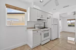 1701 NE 55th St, Fort Lauderdale, FL 33334 - Photo 27