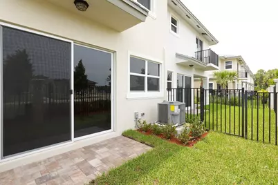 6937 Pines Circle #17, Pompano Beach, FL 33073 - Photo 27