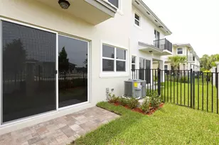6937 Pines Cir, Coconut Creek, FL 33073 - Photo 27